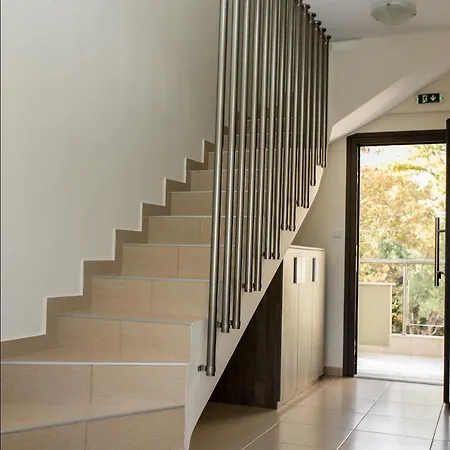 Gmare شقة فندقية 4*