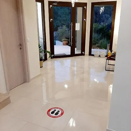 Gmare 公寓式酒店 4*