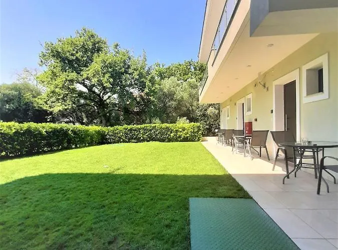 Gmare Aparthotel Gerakini