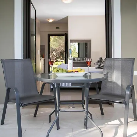 아파트호텔 Gmare 게라크니